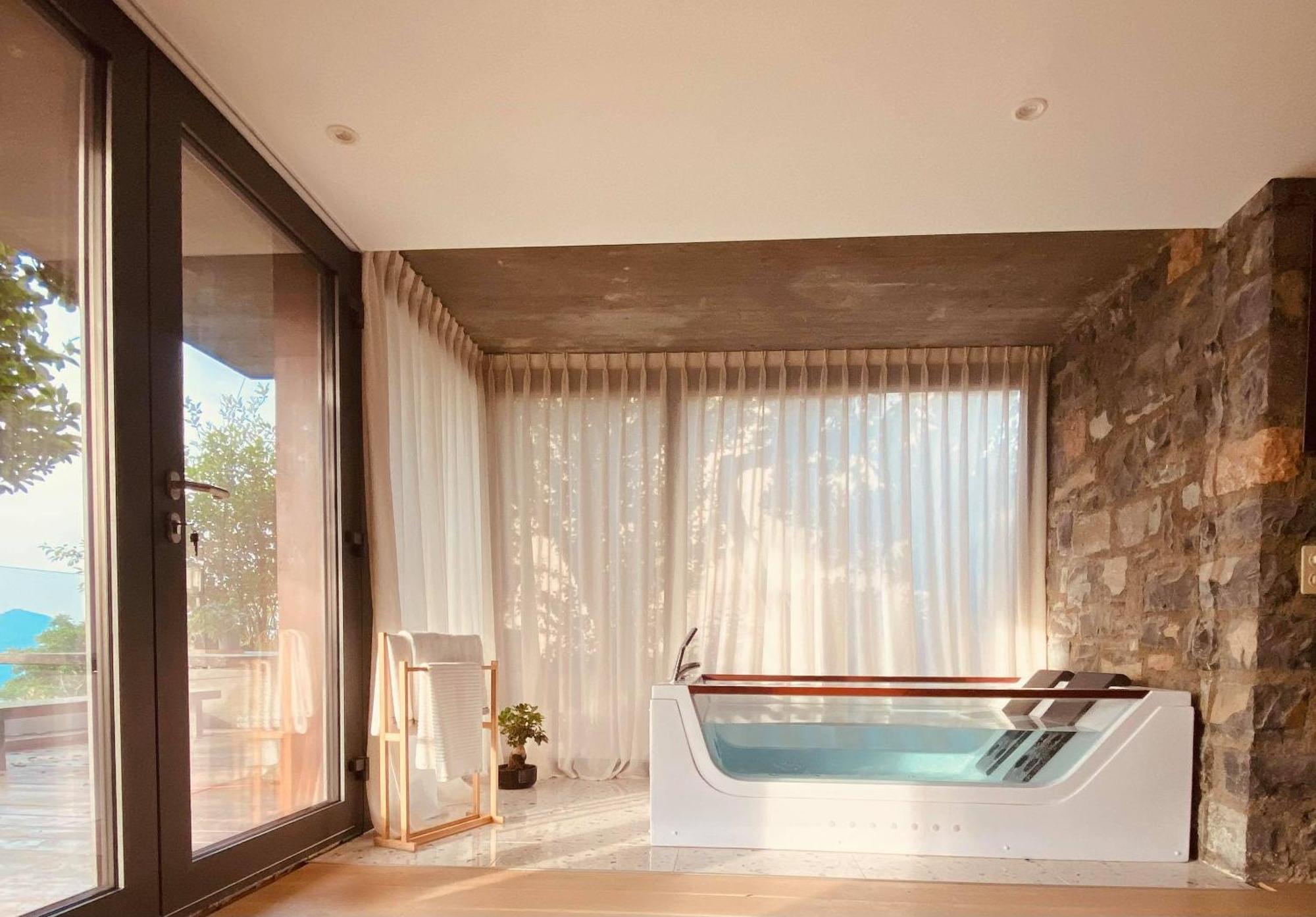 Family Suite With Garden And Amaizing View To Lugano Cademario Exterior photo